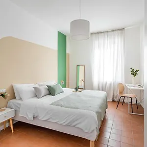 Appartamento Lucrezia - City - By Host4u, Pavia